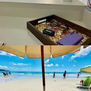 Apartamento Bombas/ Bombinhas, A 50m Do Mar, 2 Quartos, Com Churrasqueira Na Sacada, Ar E Wi-fi, Bombinhas
